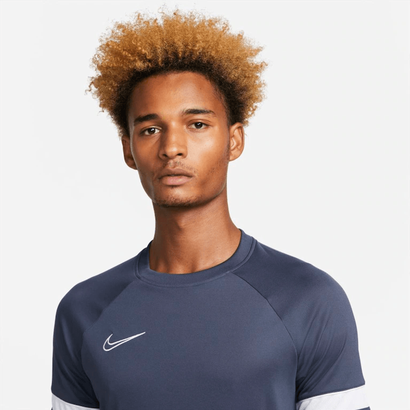 Camiseta-nike-CW6101-marinho-frente