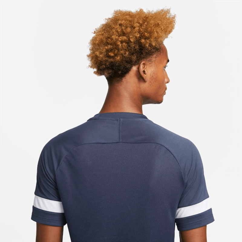 Camiseta-nike-CW6101-marinho-costas