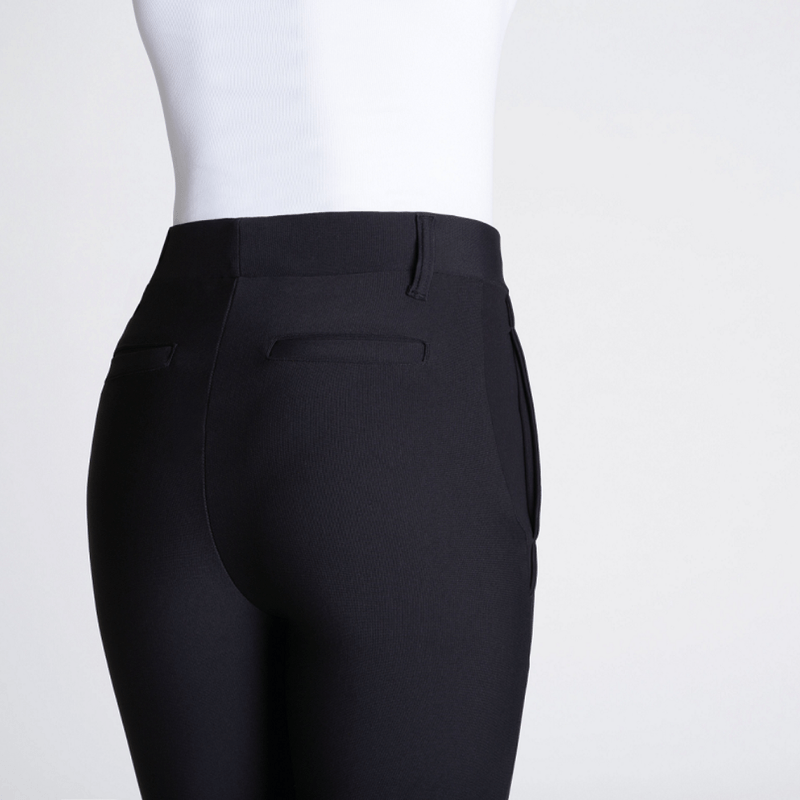 Calca-loba-41867-001-preto-costas