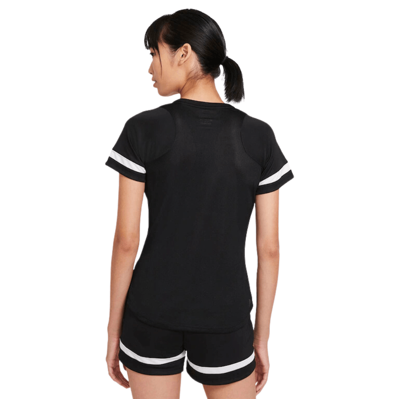 Camiseta-nike-CV2627-010-preta-costas