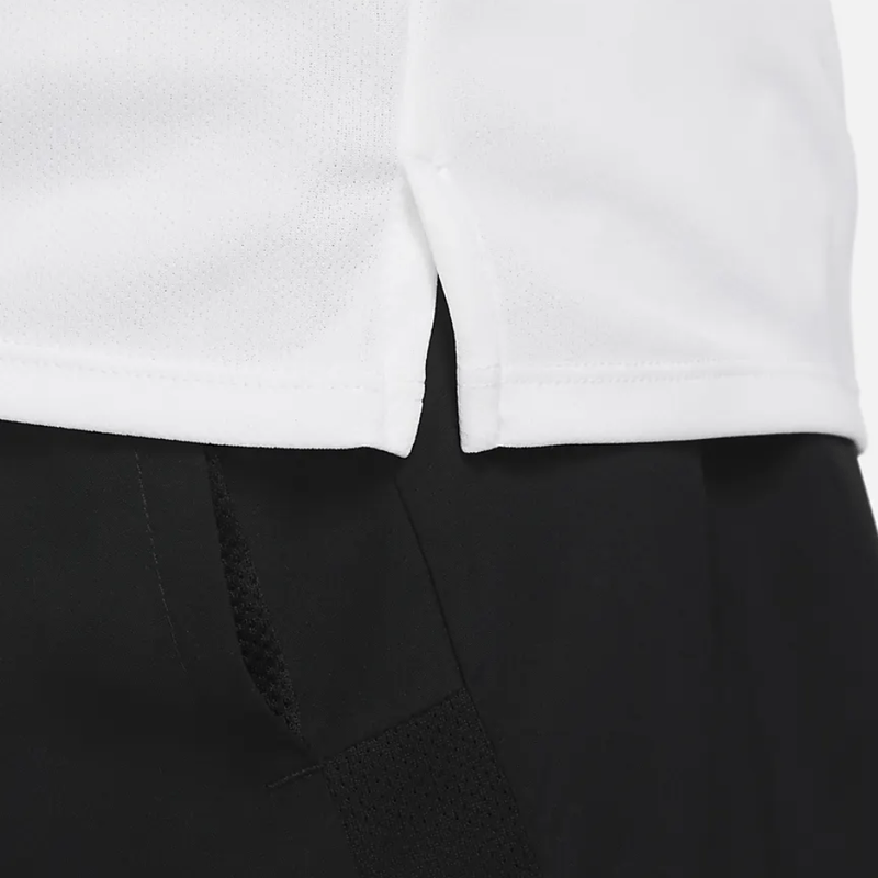 Camiseta-nike-DV9315-100-branco-detalhe--2-