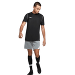 Camiseta-nike-BV6883-preta-frente--2-