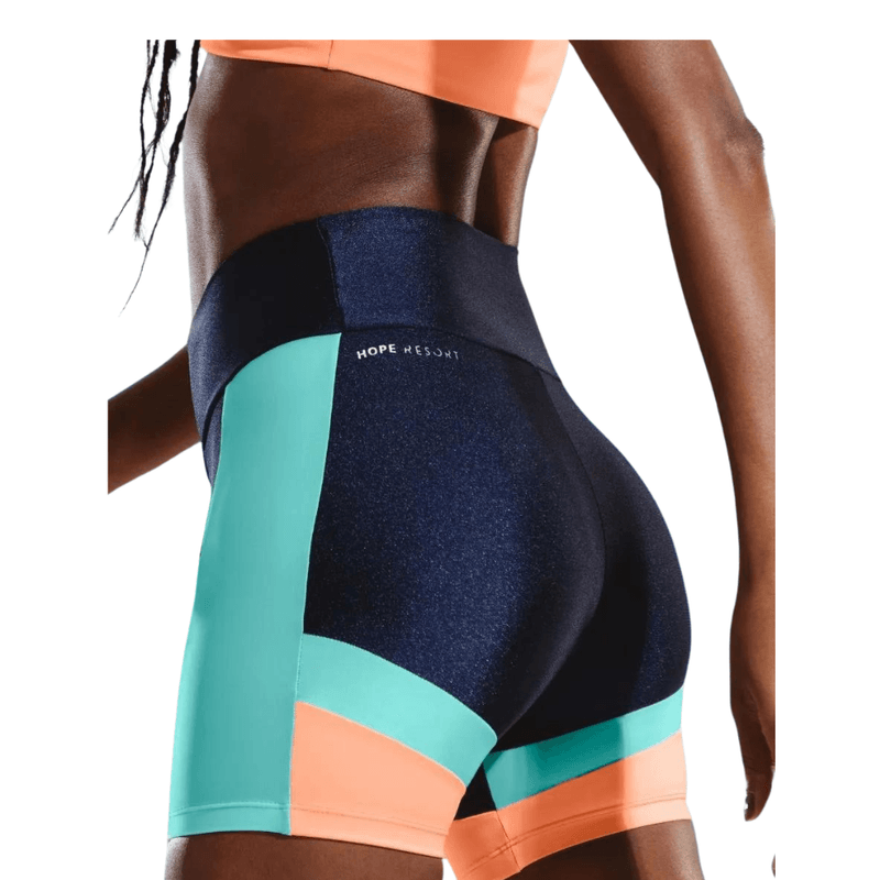 Short-hope-Resort-Fit