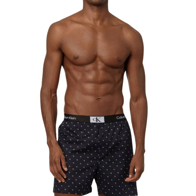 SAMBA-CANCAO-CALVIN-KLEIN-PRETO-ESTAMPADO